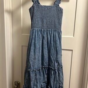 Sleeveless denim dress